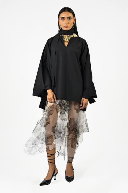 Huemn_Black Cotton Split V-neck Hybrid Kaftan Kurta _Online_at_Aza_Fashions