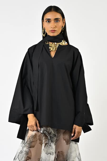 Shop_Huemn_Black Cotton Split V-neck Hybrid Kaftan Kurta _Online_at_Aza_Fashions