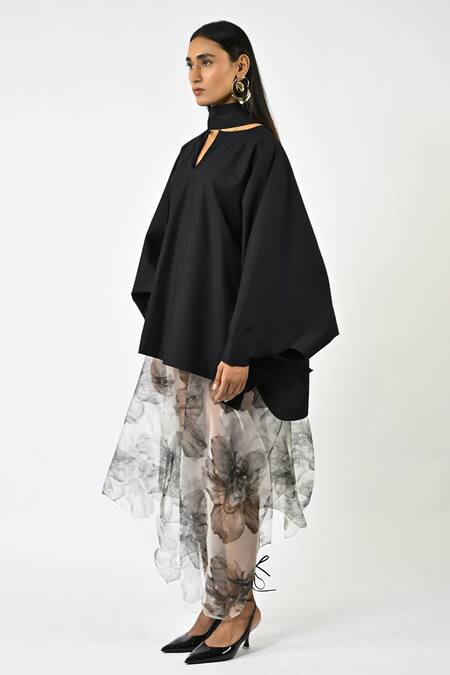 Huemn White Silk Organza Handkerchief Hem Skirt Online at Aza Fashions Huemn_White Silk Organza Handkerchief Hem Skirt _Online_at_Aza_Fashions
