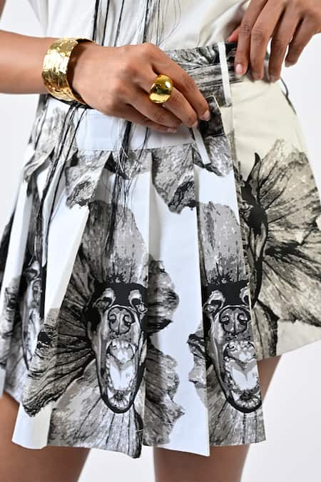 Buy_Huemn_White Cotton Hybrid Pleated Shorts Skirt _Online_at_Aza_Fashions