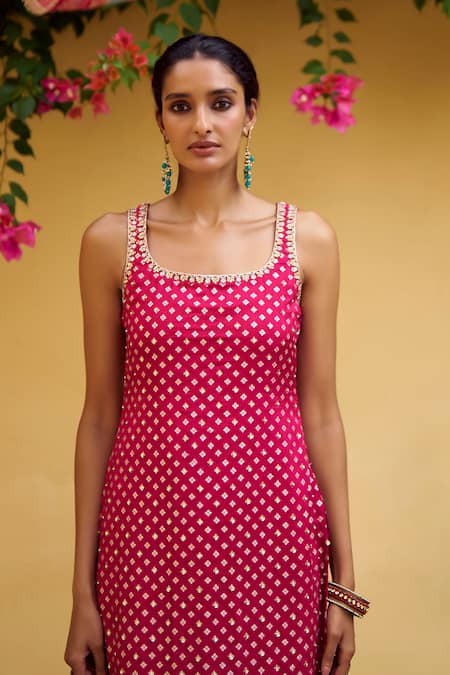 Buy Lashkaraa Fuchsia Viscose, Silk, Shantoon, Brocade Embroidery, Stones, Straight Suit Online at Aza Fashions Buy_Lashkaraa_Fuchsia Viscose, Silk, Shantoon, Brocade Embroidery, Stones, Straight Suit _Online_at_Aza_Fashions