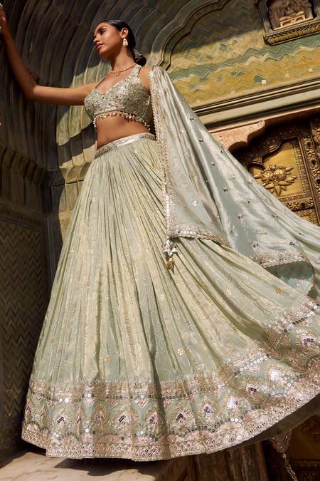Buy_Lashkaraa_Green Viscose, Jacquard, Silk Satin Zari, Sequins, Lehenga Set With Dupatta