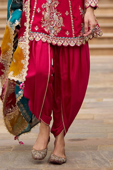 Shop Lashkaraa Pink Viscose, Silk, Shantoon Sequins, Zari, Embroidery V-neck Punjabi Suit Online at Aza Fashions Shop_Lashkaraa_Pink Viscose, Silk, Shantoon Sequins, Zari, Embroidery V-neck Punjabi Suit _Online_at_Aza_Fashions