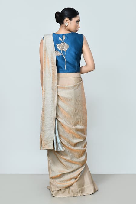 Sayisha Solid Pre-Draped Saree With Blouse 