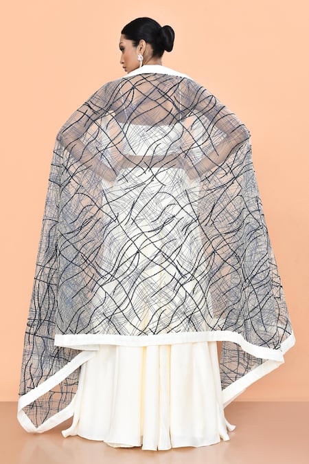 Sayisha Plain Lehenga Set 