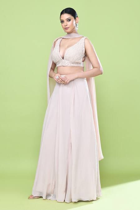 Sayisha_Peach Chinon, Chiffon Lace, Embroidery Sweetheart Neck Solid Lehenga Set _Online_at_Aza_Fashions