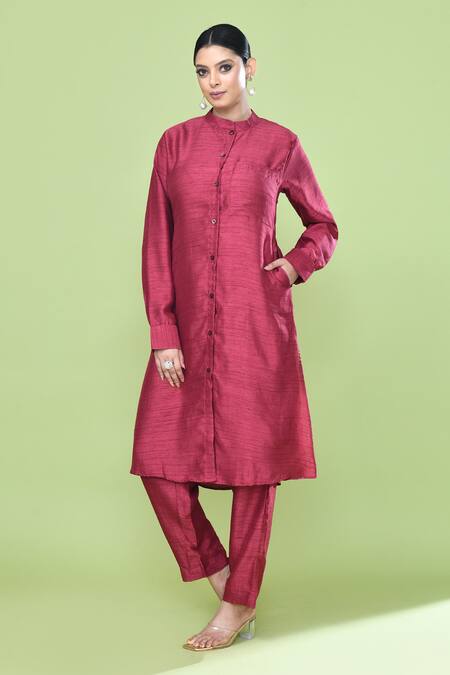 Shop_Sayisha_Red Silk Mandarin Collar Solid Kurta And Pant Set _Online_at_Aza_Fashions
