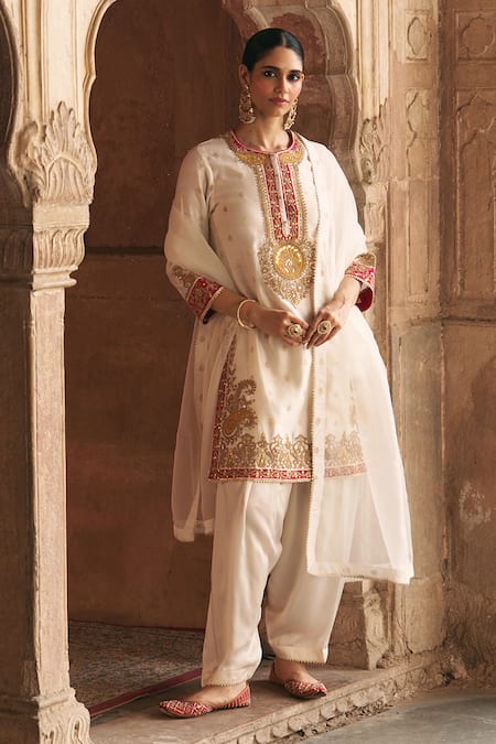 Sheetal Batra Anila Banarasi Tilla & Gota Patti Embroidered Kurta Set 