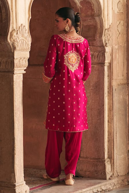 Sheetal Batra Anila Chanderi Banarasi Tilla & Gota Patti Kurta Set 