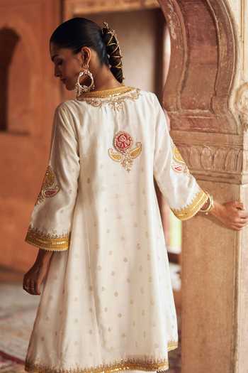 Sheetal Batra Inaayat Chanderi Silk Tilla & Gota Patti Kurta Set 