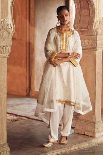 Sheetal Batra Inaayat Tilla & Gota Patti Embroidered Kurta Set