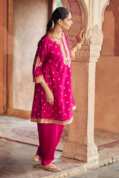 Shop_Sheetal Batra_Fuchsia Chanderi Silk Pearls, Sequins, Gota Patti, Inaayat Tilla And Kurta Set _Online_at_Aza_Fashions