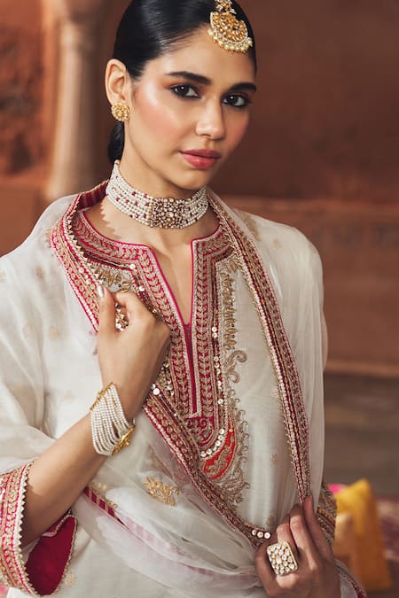 Buy_Sheetal Batra_Ivory Chanderi , Satin, Organza Mehwish Kashmiri Tilla And Kurta Set _Online_at_Aza_Fashions