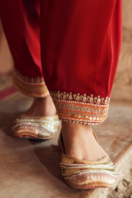 Sheetal Batra Red Chanderi , Satin, Organza Pearls, Mehwish Tilla And Kurta Set Online at Aza Fashions Sheetal Batra_Red Chanderi , Satin, Organza Pearls, Mehwish Tilla And Kurta Set _Online_at_Aza_Fashions