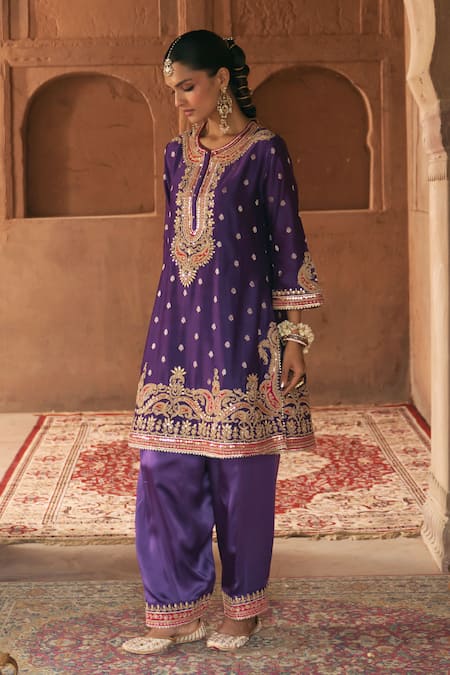 Buy_Sheetal Batra_Purple Chanderi , Satin, Organza Farhana Kashmiri Tilla And Kurta Set 