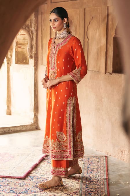 Buy_Sheetal Batra_Orange Chanderi , Organza Pearls, Sobia Kashmiri Tilla And Kurta Set _Online_at_Aza_Fashions
