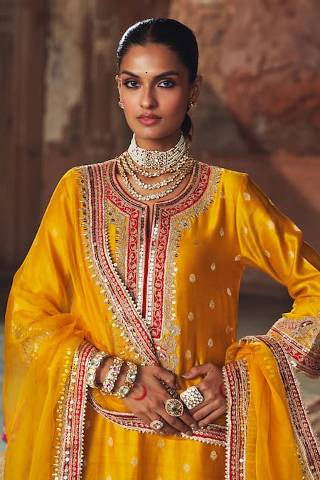 Buy_Sheetal Batra_Mustard Chanderi , Organza Pearls, Sequins, Sobia Tilla And Kurta Set _Online_at_Aza_Fashions