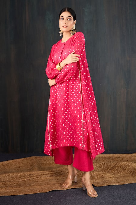 Buy_Tuli_Fuchsia Chanderi, Cotton, Silk Surkhi Anar Floral Jacquard Kurta And Pant Set _Online_at_Aza_Fashions