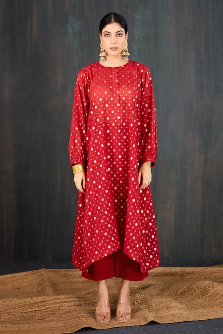 Tuli_Red Chanderi, Cotton, Silk Zari, Karva Jacquard Woven Kurta And Pant Set _at_Aza_Fashions