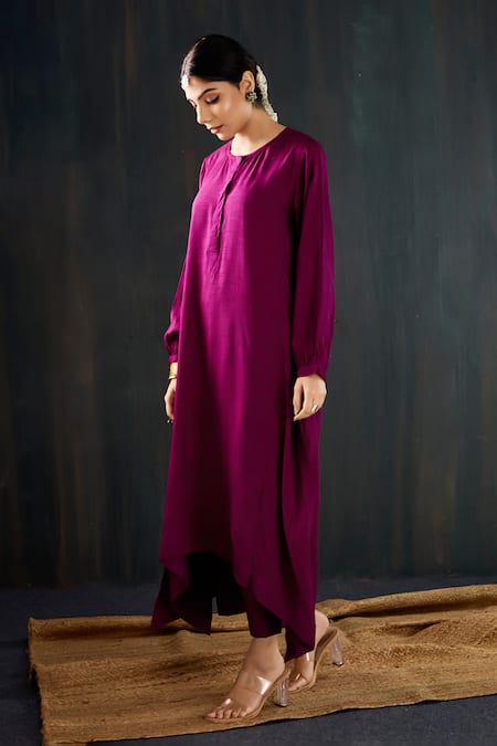 Tuli_Purple Silk, Cotton Round Neck Aabroo Dola Anar Silhouette Kurta And Pant Set _at_Aza_Fashions