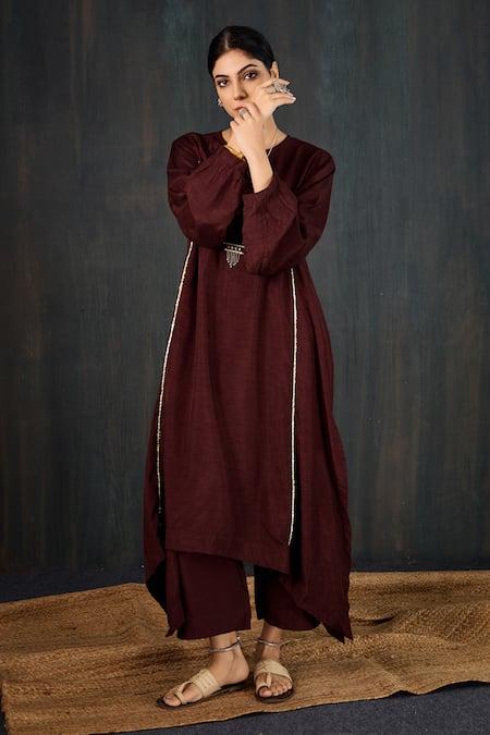 Buy_Tuli_Maroon Silk, Cotton Zari Round Neck Sukoon Three-kali Kurta And Straight Pant Set 