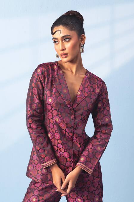 Vishwa By Pinki Sinha_Purple Brocade, Silk Tanchoi Woven Banarsi Coat And Pant Set _at_Aza_Fashions