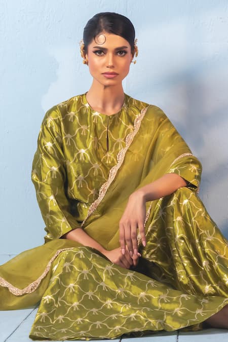 Buy_Vishwa By Pinki Sinha_Green Silk, Organza Zari, Lace Round Neck Banarasi Kurta And Sharara Set 