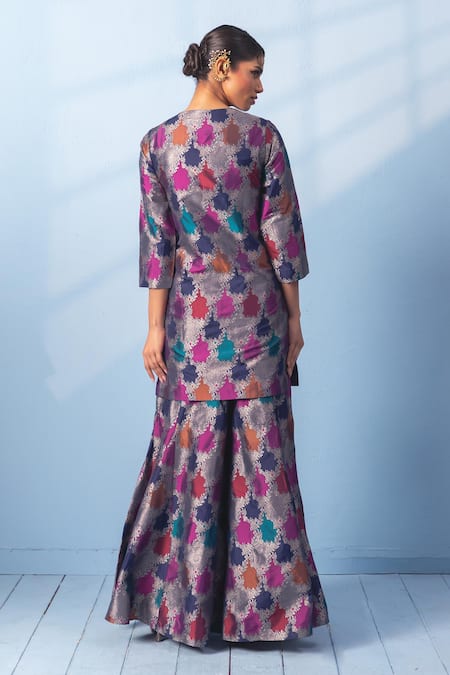 Vishwa By Pinki Sinha Rangkaat Banarsi Silk Woven Kurta Sharara Set 