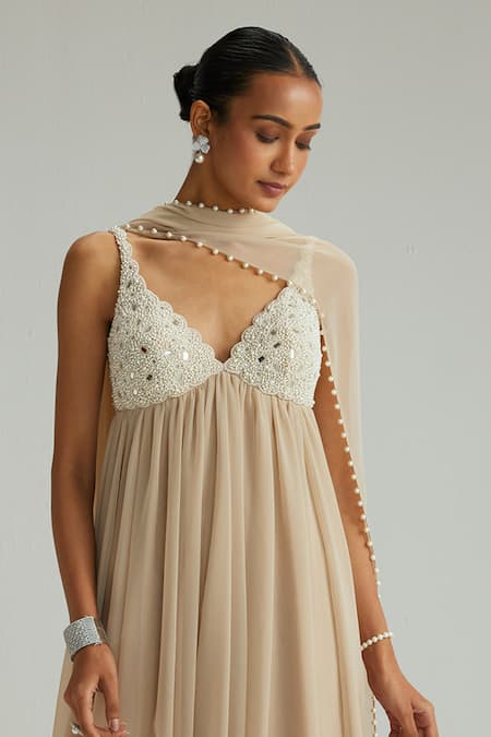 Buy_Vvani By Vani Vats_Beige Georgette Mirrors, Pearls, Embroidery V-neck Light Kurta Set _Online_at_Aza_Fashions