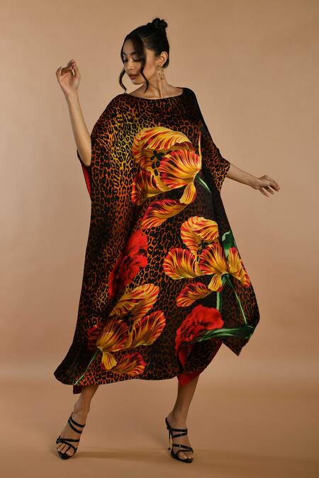 ISADAA BY ROTNA DUTT_Black Georgette Boat Neck Digital Printed Kaftan With Satin Border _Online_at_Aza_Fashions