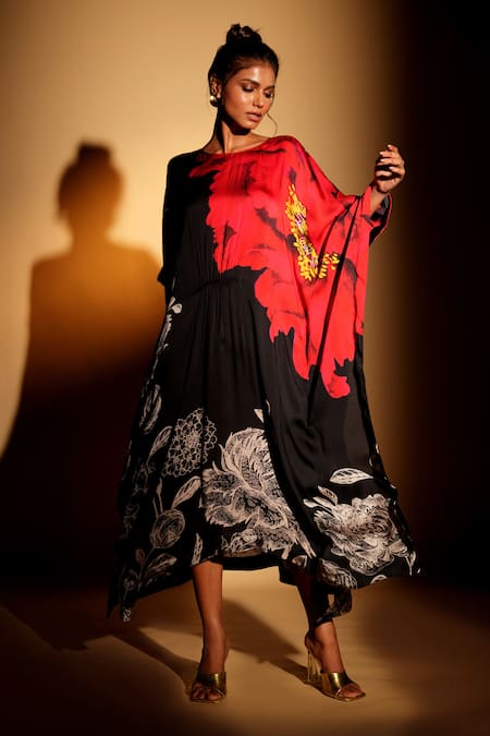 Buy_ISADAA BY ROTNA DUTT_Black Satin, Georgette Foil Printing Boat Digital Printed Kaftan With Border _Online_at_Aza_Fashions