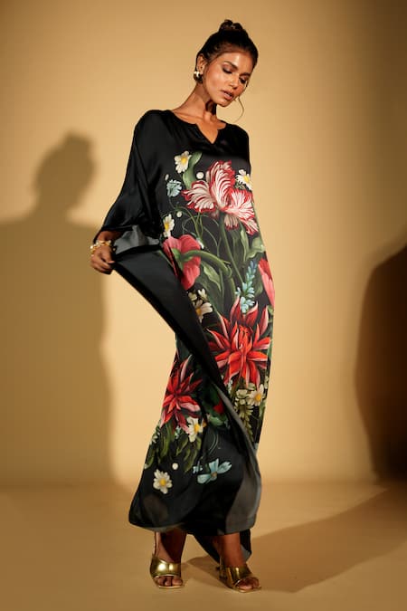 Buy_ISADAA BY ROTNA DUTT_Black Satin, Georgette V-neck Digital Printed Kaftan With Border _Online_at_Aza_Fashions