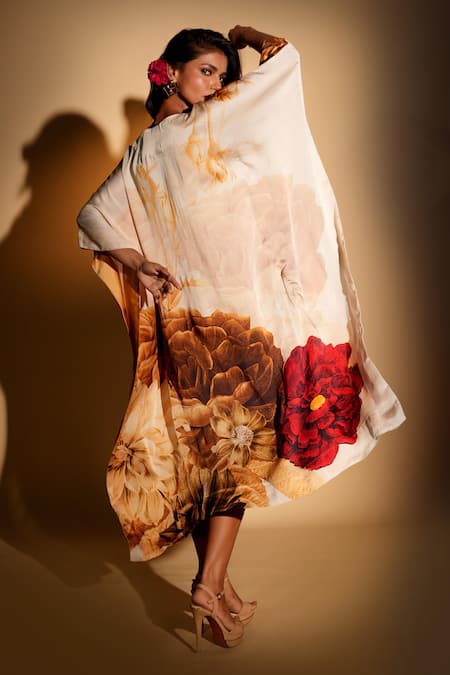 ISADAA BY ROTNA DUTT Digital Printed Kaftan With Satin Border 