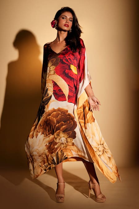 Buy_ISADAA BY ROTNA DUTT_Beige Georgette, Satin Foil Printing V-neck Digital Printed Kaftan With Border _Online_at_Aza_Fashions