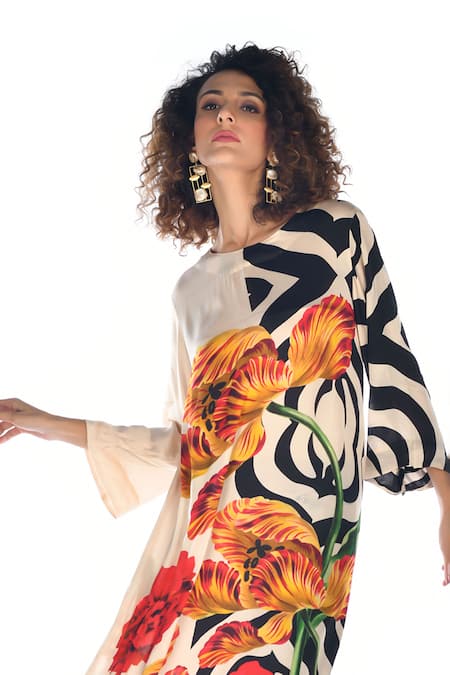 Shop_ISADAA BY ROTNA DUTT_Off White Satin, Georgette Round Digital Printed Tulip And Abstract Kurta Palazzo _Online_at_Aza_Fashions