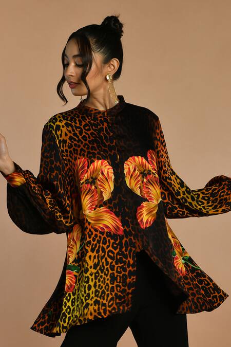 Buy_ISADAA BY ROTNA DUTT_Black Satin, Georgette Mandarin Collar Digital Printed Leopard And Floral Top Set _Online_at_Aza_Fashions