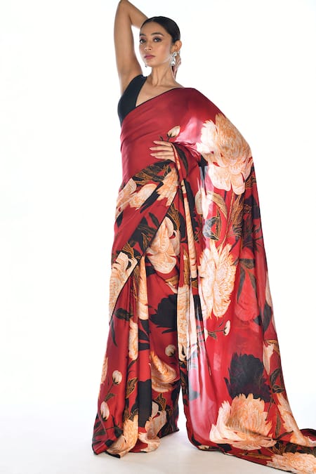 Shop_ISADAA BY ROTNA DUTT_Red Georgette Digital Printed Floral Saree With Blouse Piece _Online_at_Aza_Fashions
