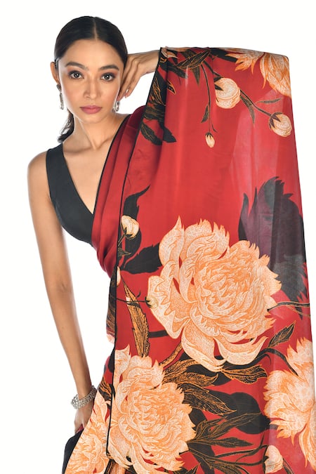 ISADAA BY ROTNA DUTT_Red Georgette Digital Printed Floral Saree With Blouse Piece _at_Aza_Fashions