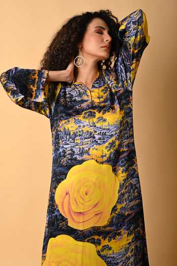 ISADAA BY ROTNA DUTT_Blue Satin, Georgette Split V-neck Digital Printed Kurta And Palazzo Set _Online_at_Aza_Fashions