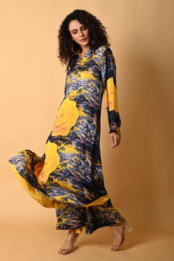 Buy_ISADAA BY ROTNA DUTT_Blue Satin, Georgette Split V-neck Digital Printed Kurta And Palazzo Set _Online_at_Aza_Fashions
