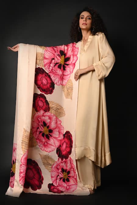 ISADAA BY ROTNA DUTT Digital Printed Kurta, Pant & Dupatta Set 