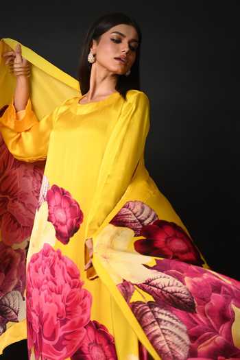 ISADAA BY ROTNA DUTT_Yellow Satin, Georgette, Organza Round Digital Print Kurta, Pant And Dupatta Set _at_Aza_Fashions