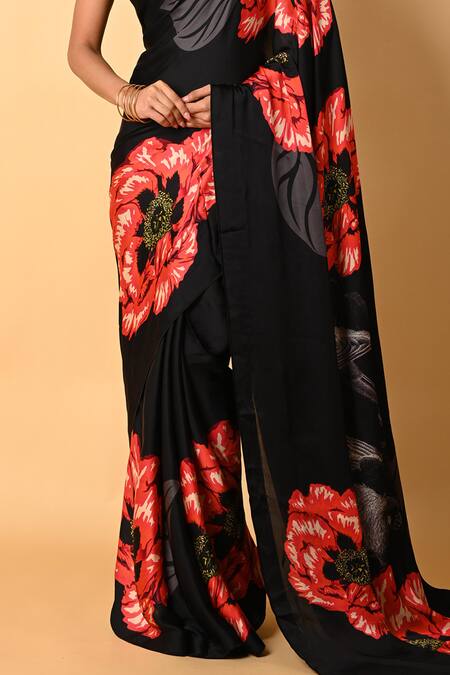 ISADAA BY ROTNA DUTT Black Georgette Digital Printed Saree With Satin Border Online at Aza Fashions ISADAA BY ROTNA DUTT_Black Georgette Digital Printed Saree With Satin Border _Online_at_Aza_Fashions