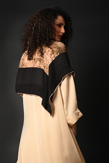 ISADAA BY ROTNA DUTT Digital Printed Abstract Scarf 