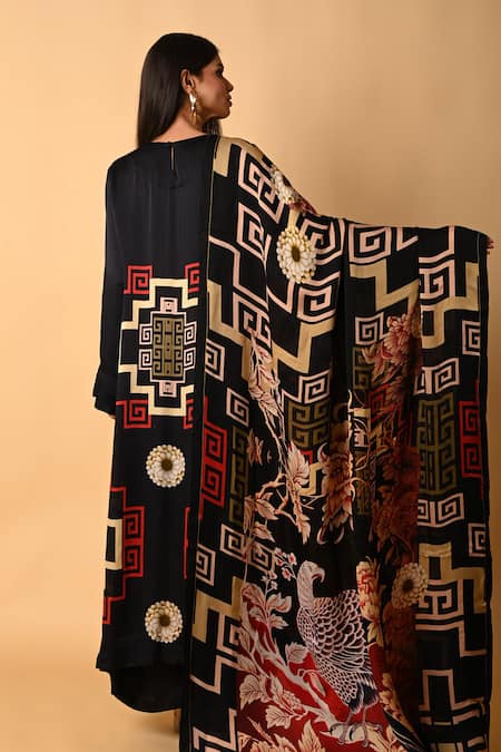 ISADAA BY ROTNA DUTT Digital Printed Geometric & Floral Dupatta 