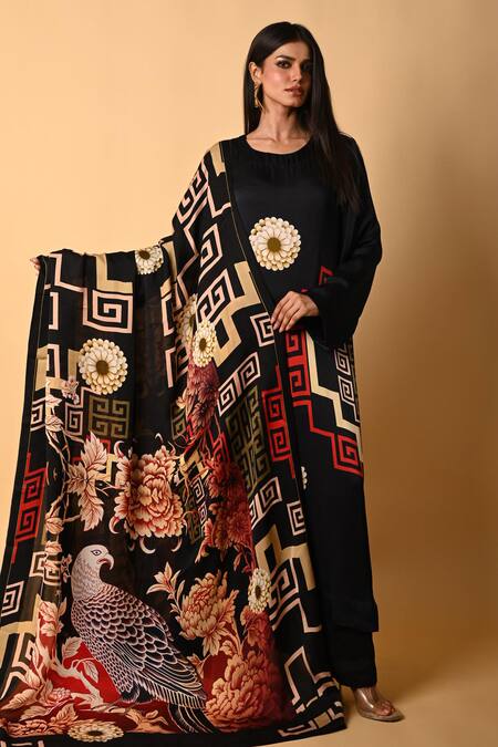 ISADAA BY ROTNA DUTT Digital Printed Geometric & Floral Dupatta 