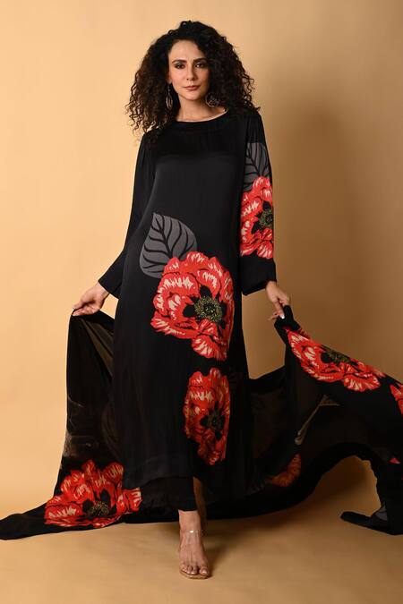 ISADAA BY ROTNA DUTT_Black Organza Digital Printed Satin Dupatta _Online_at_Aza_Fashions