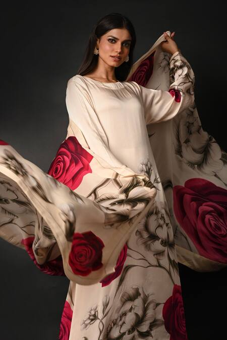 ISADAA BY ROTNA DUTT_Cream Satin, Organza Digital Printed Floral Dupatta _Online_at_Aza_Fashions