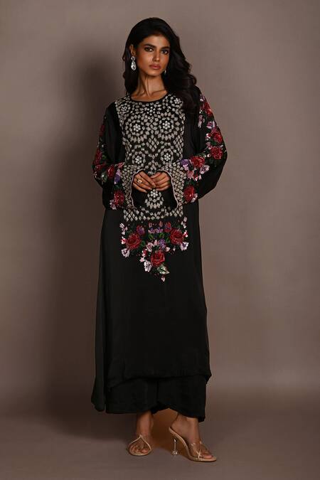 ISADAA BY ROTNA DUTT Black Satin, Georgette Sequins, Beads, Embroidery And Cutdana Hand Kurta Set Online at Aza Fashions ISADAA BY ROTNA DUTT_Black Satin, Georgette Sequins, Beads, Embroidery And Cutdana Hand Kurta Set _Online_at_Aza_Fashions