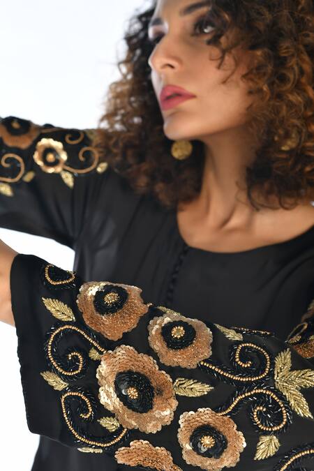 ISADAA BY ROTNA DUTT_Black Georgette, Satin Embroidery, Sequins, Beads Round Floral And Kurta Set _at_Aza_Fashions